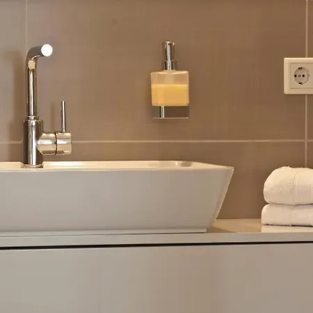 Apartment Helvetia Düsseldorf